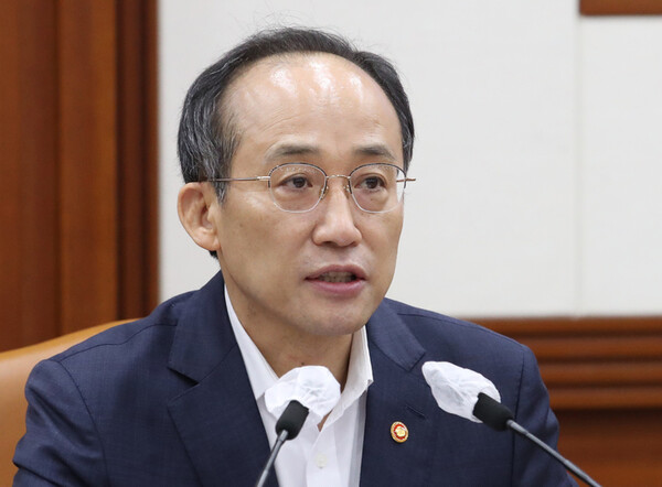 추경호 경제부총리 겸 기획재정부 장관이 8일 오전 정부서울청사에서 비상경제장관회의를 주재했다. / 사진=뉴시스
